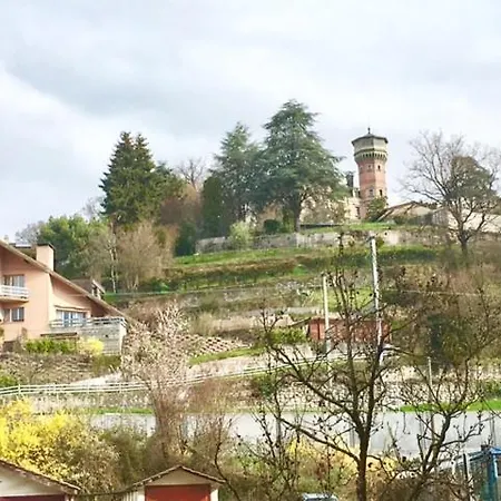 24 Studio Modern, Proche De Lac, Commerces, Centre