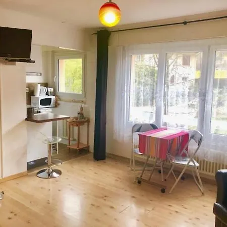 24 Studio Modern, Proche De Lac, Commerces, Centre